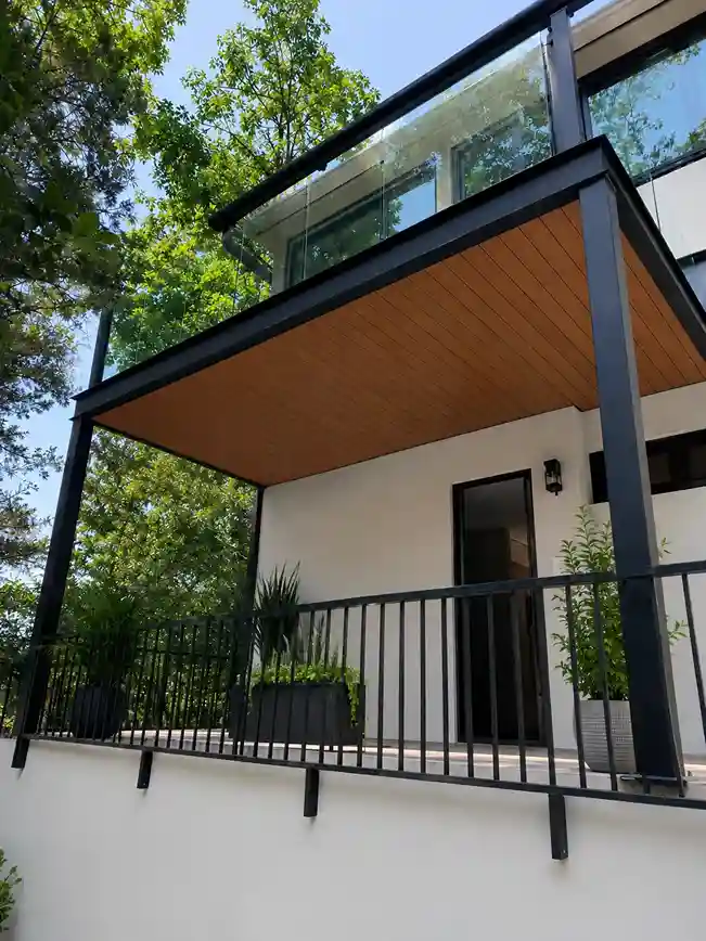 instalación de deck sintético en Querétaro